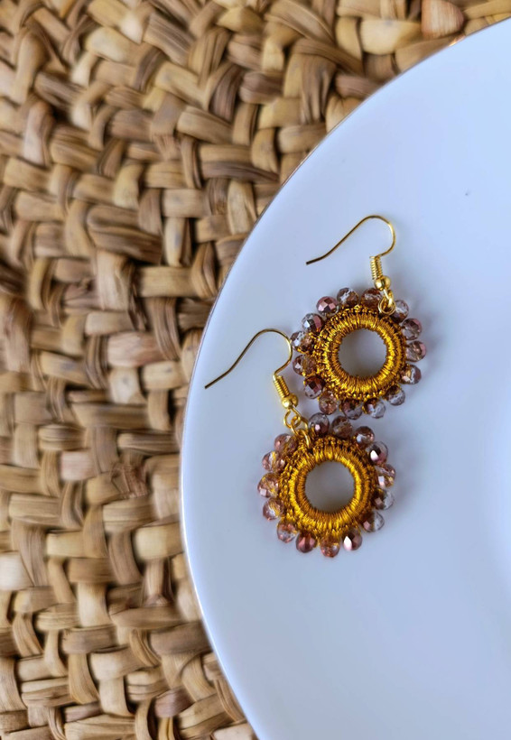 گوشواره کریستال گلابتون